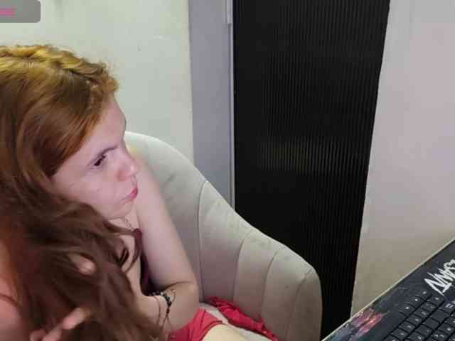 Zeldaprincess77 webcam