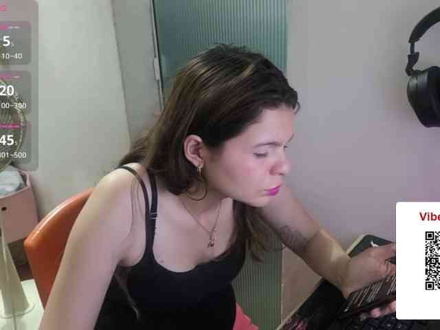 Zeldaprincess77 webcam