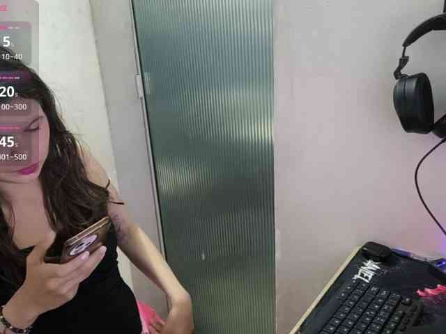 Zeldaprincess77 webcam