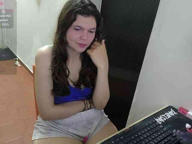 Zeldaprincess77 webcam