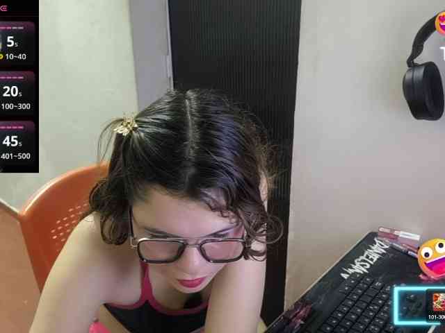 Zeldaprincess77 webcam