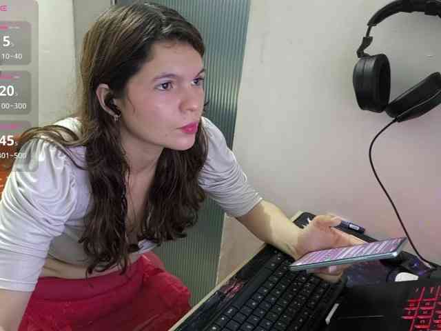 Zeldaprincess77 webcam