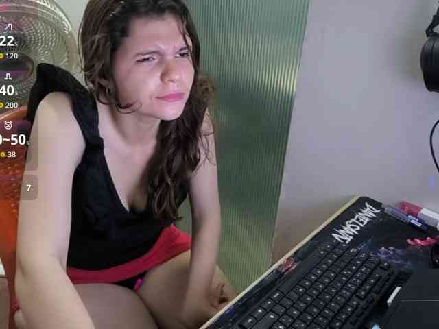 Zeldaprincess77 webcam