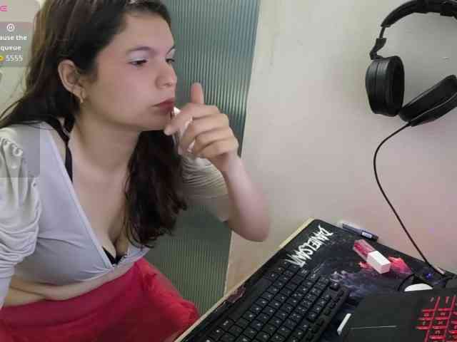 Zeldaprincess77 webcam