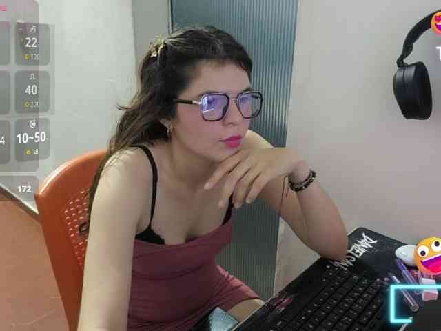 Zeldaprincess77's webcam live show