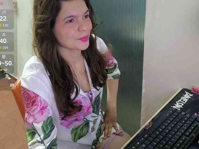 Zeldaprincess77 webcam