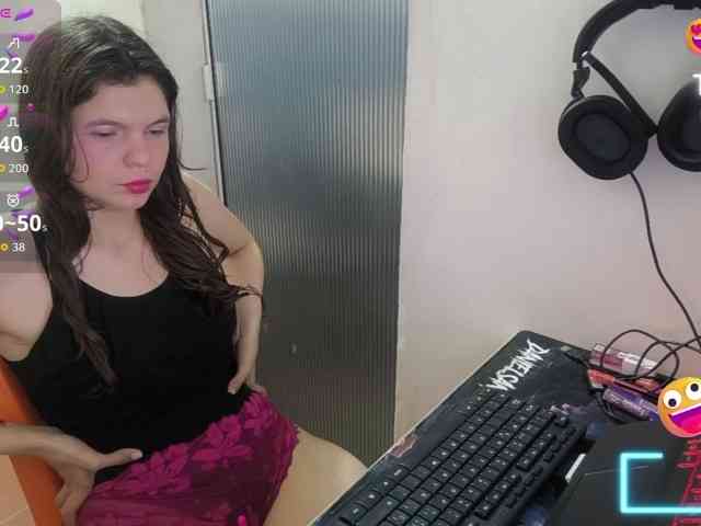 Zeldaprincess77 webcam