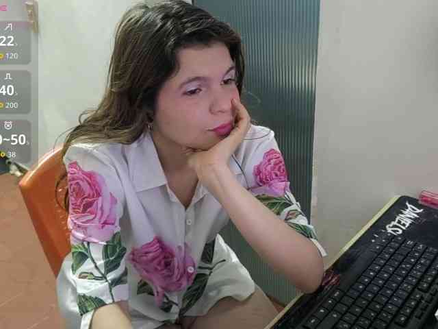 Zeldaprincess77 webcam
