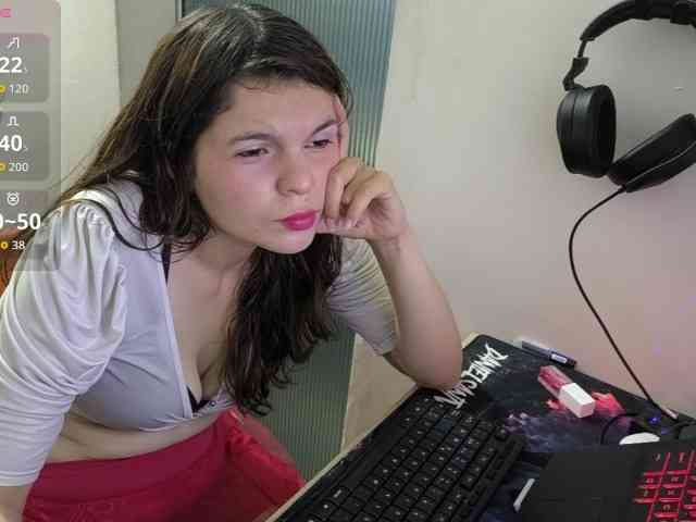 Zeldaprincess77 webcam