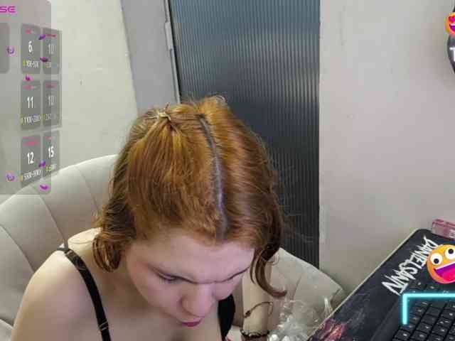 Zeldaprincess77 webcam