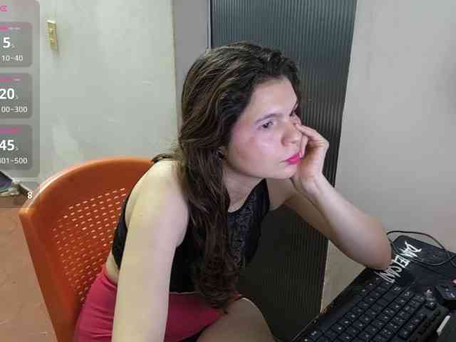 Zeldaprincess77 webcam