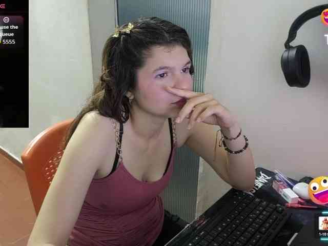 Zeldaprincess77 webcam