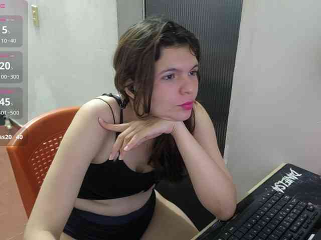 Zeldaprincess77 webcam