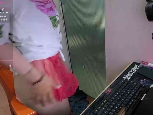 Zeldaprincess77 webcam