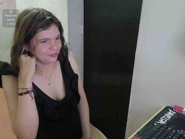 Zeldaprincess77 webcam