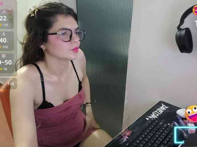 Zeldaprincess77 webcam
