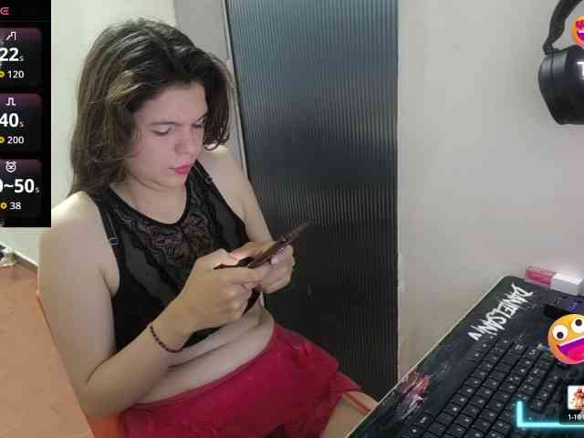 Zeldaprincess77 webcam