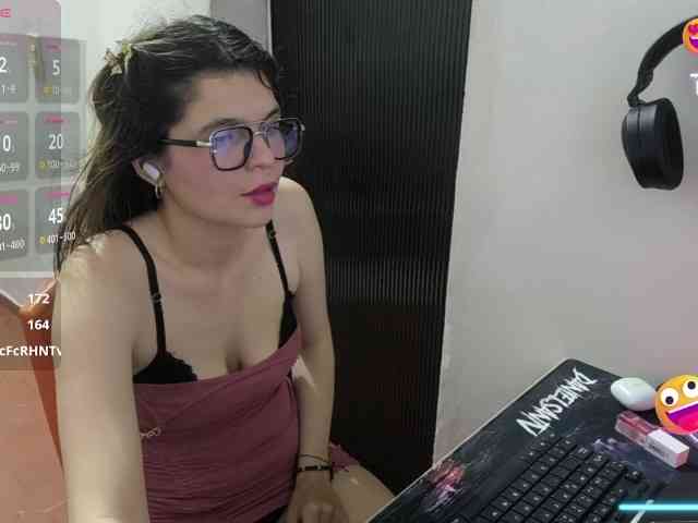 Zeldaprincess77 webcam