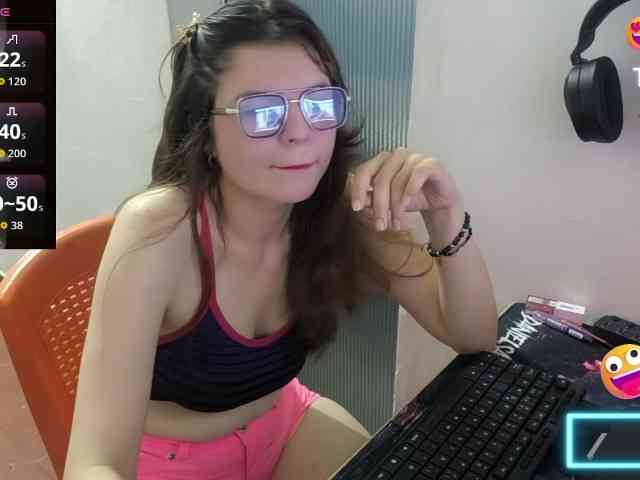 Zeldaprincess77 webcam