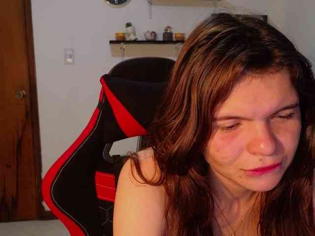 Zeldaprincess77 webcam