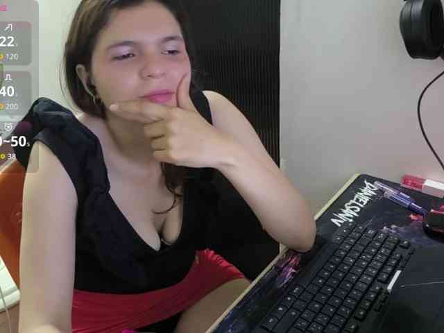 Zeldaprincess77 webcam