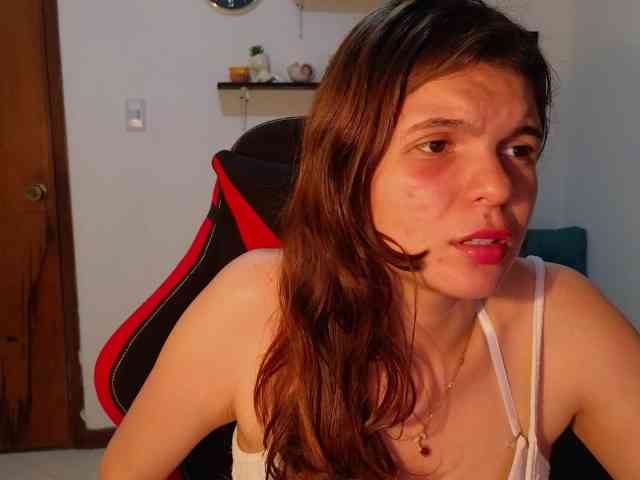 Zeldaprincess77 webcam