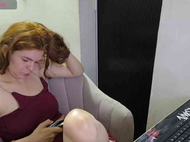 Zeldaprincess77 webcam