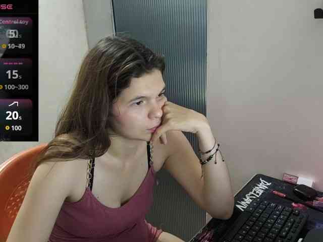 Zeldaprincess77 webcam