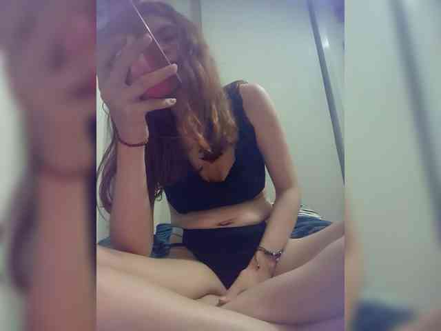 Zeldaprincess77 webcam