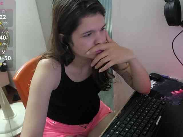 Zeldaprincess77 webcam
