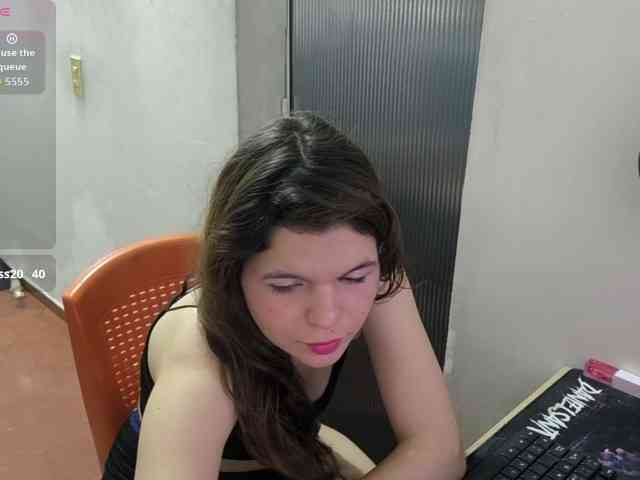 Zeldaprincess77 webcam
