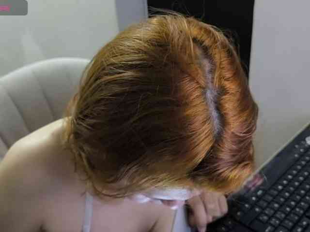 Zeldaprincess77 webcam