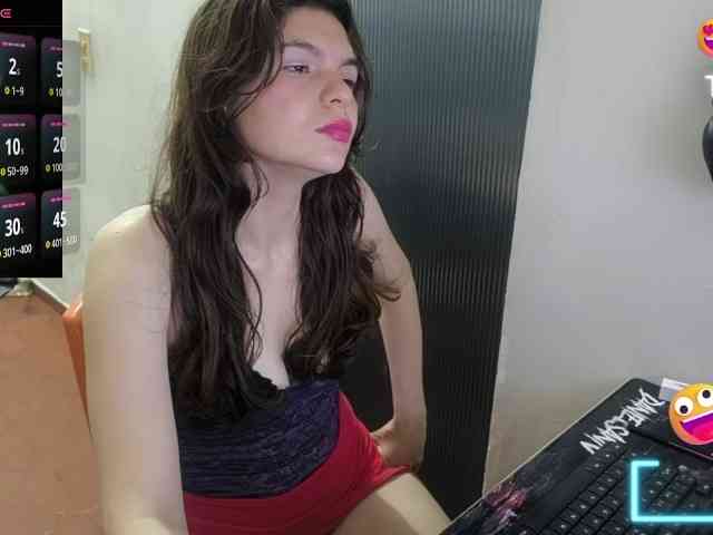 Zeldaprincess77 webcam