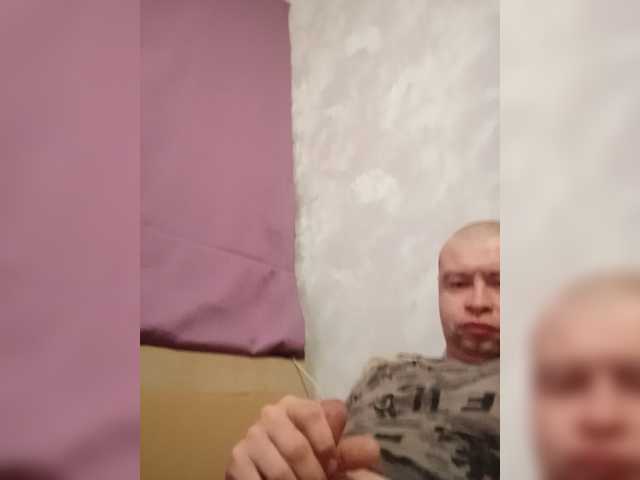 Aleksandr70b