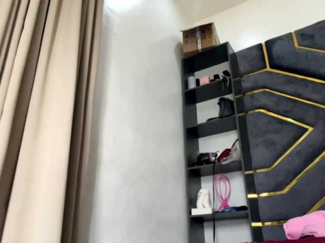 LeylaBrooks live on BongaCams