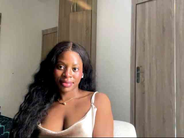 LeylaBrooks webcam