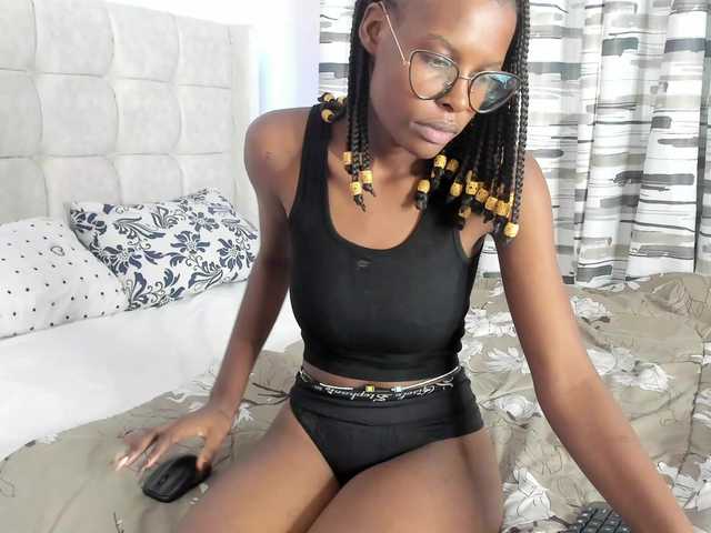 Mistress-Soraya live cam on BongaCams