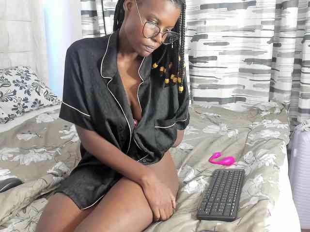 Mistress-Soraya webcam