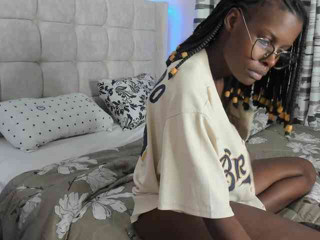 Mistress-Soraya webcam