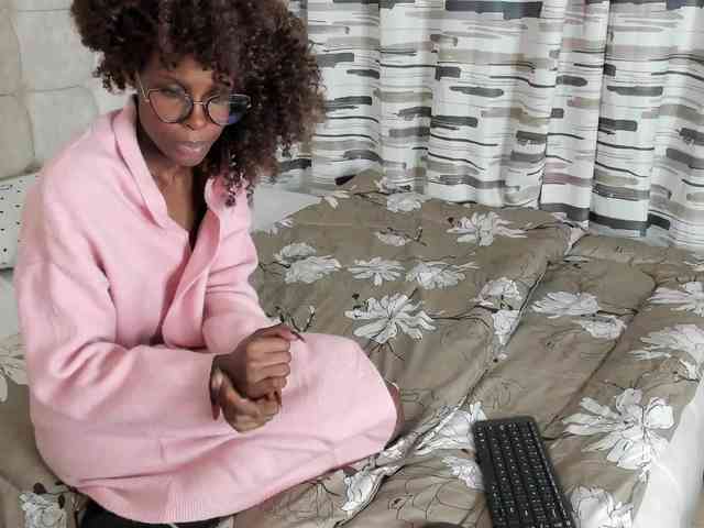 Mistress-Soraya webcam