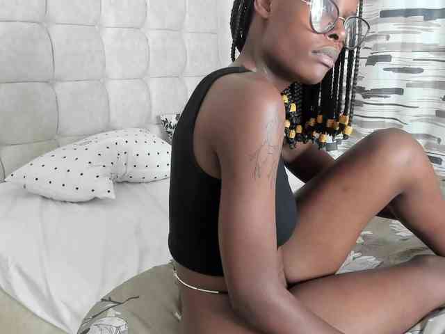 Mistress-Soraya webcam