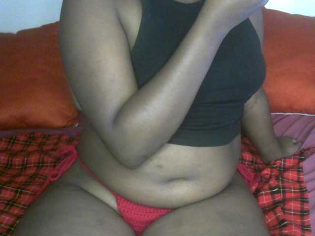 SlutyZari1