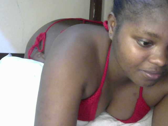 SlutyZari1