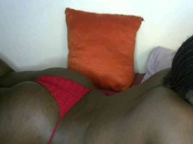 SlutyZari1 webcam