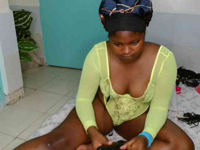 SlutyZari1 webcam