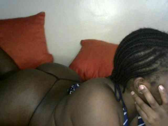 SlutyZari1 webcam