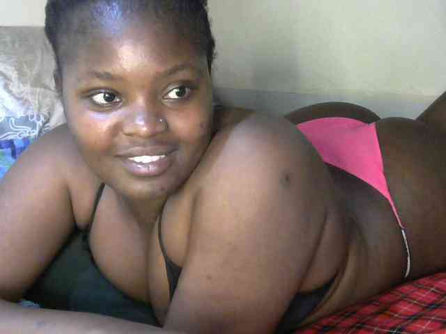SlutyZari1