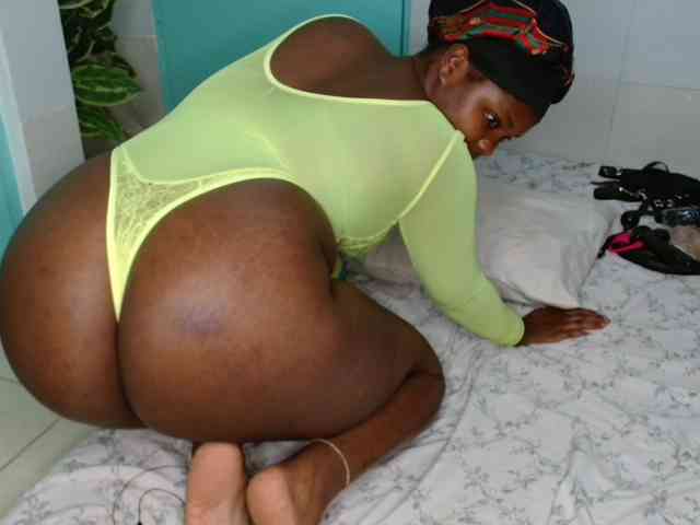 SlutyZari1 webcam