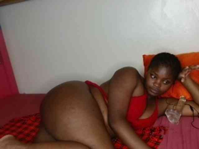 SlutyZari1 webcam