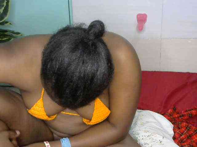 SlutyZari1 webcam